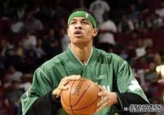  NBA中异于常人的身体构造，格林9根指头