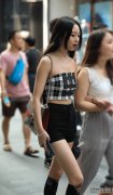 穿搭：姐们，你的上衣很特别啊！月云鬼