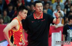 中国男篮101-98澳大利亚！易建联罕见暴怒