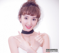 一出生就被父亲扔垃圾桶, 成名之后, 父亲