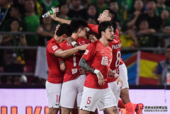 国安球迷火了！成功登热搜，或坑惨球队