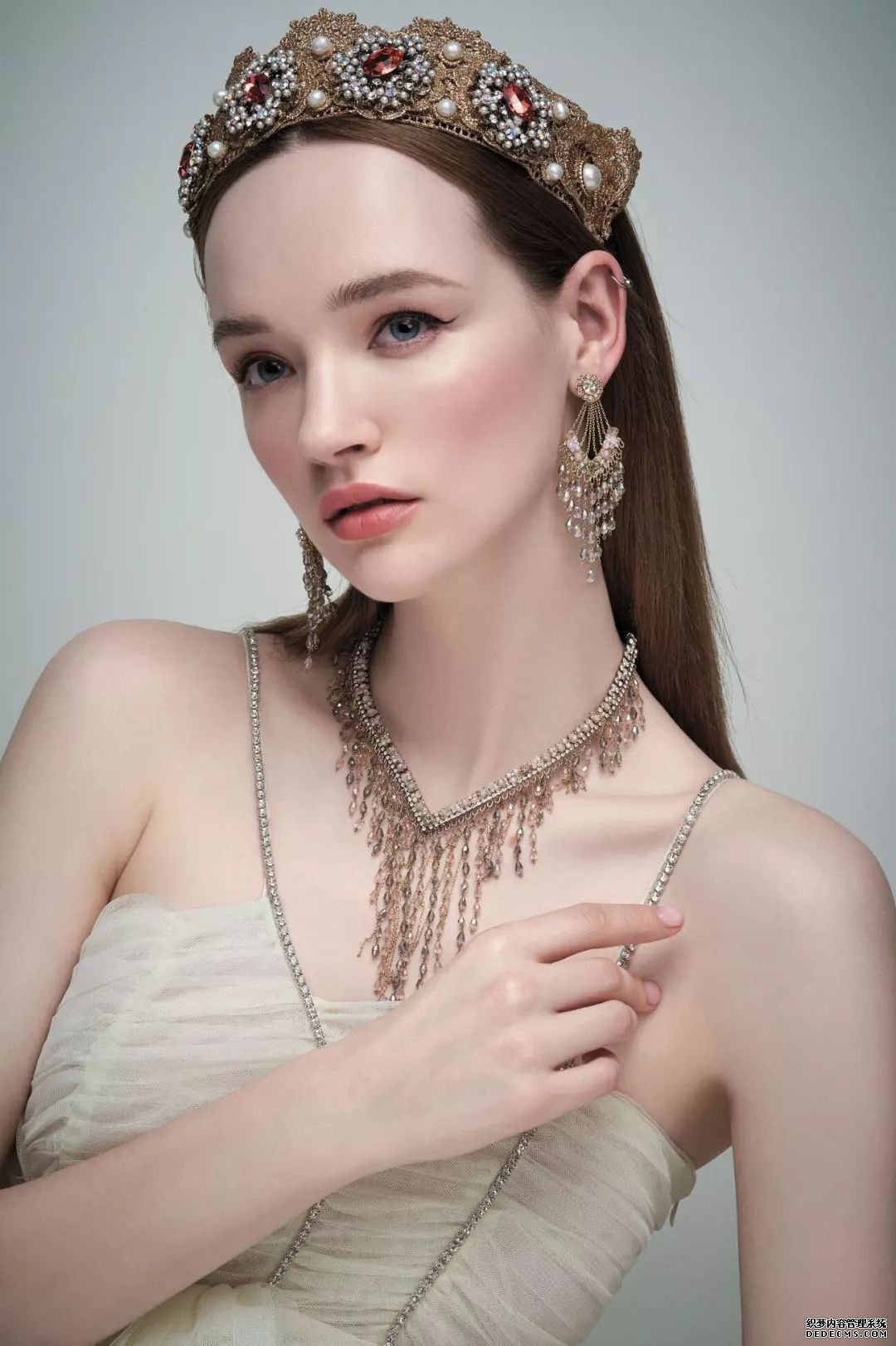 Rose & Crown：Bring Fashion to Life