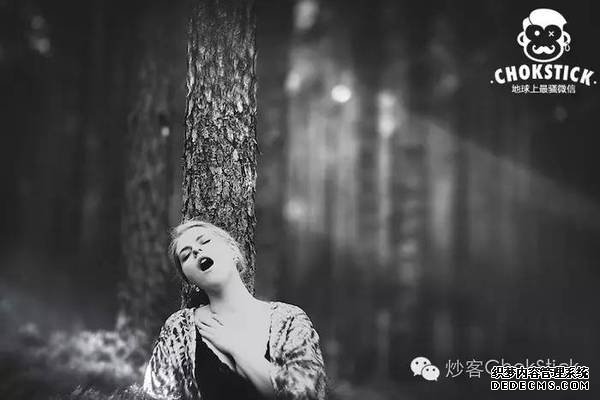 他不是AV导演，却拍了一群女人高潮时的动人瞬间