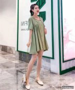 复古风穆勒鞋+女人味裙子，优雅大气显气