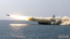 美军派重兵围堵伊朗，俄大批军舰在远东