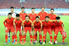 待遇极高！国足坐专机被称“恒大贵宾”