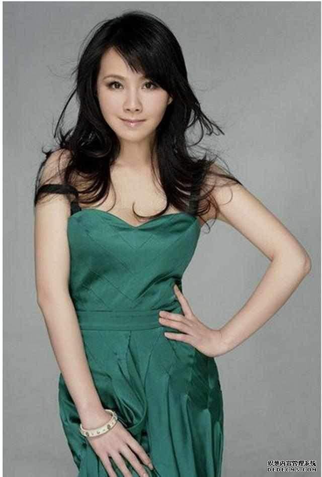 陈坤儿子逐渐长大，近照发现母亲痕迹，还是一个实力派的女演员