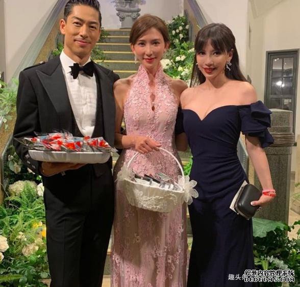 小S太识趣，去喝林志玲喜酒卫衣配布鞋，李靓蕾却比新娘还美
