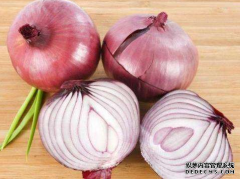 睡前把它塞进“耳朵”， 睡醒竟发生喜人