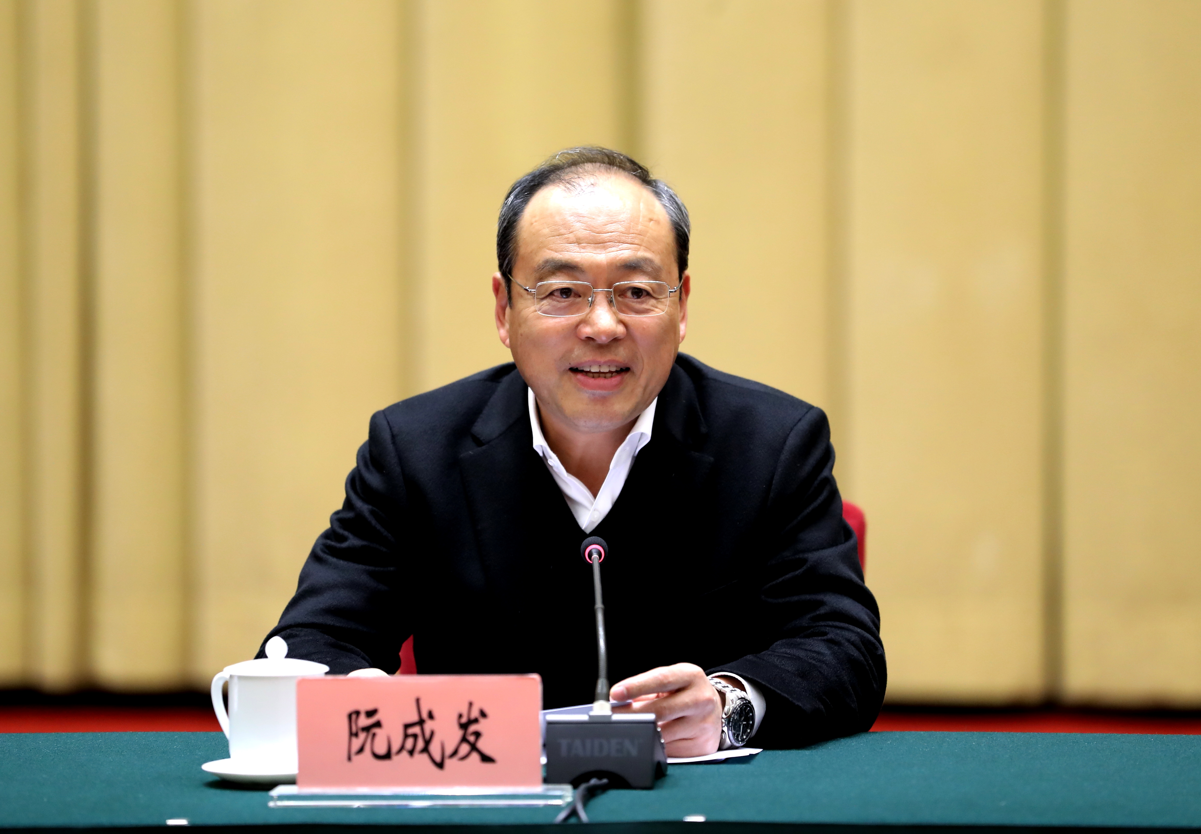 科技扶贫推进会在昆举行1.JPG