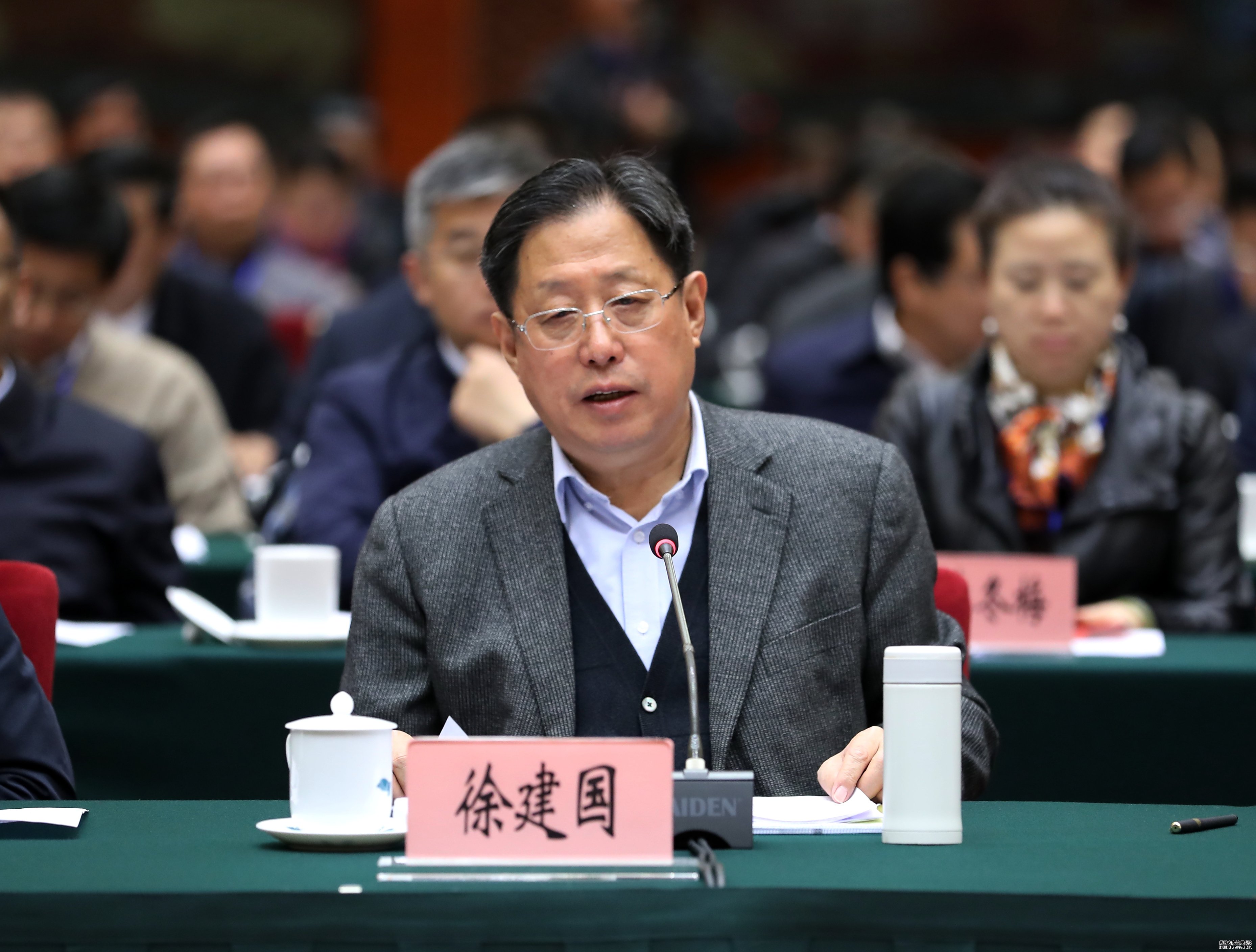 中国工程院与云南省科技扶贫推进会在昆举行 凝