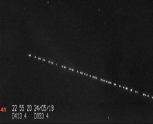 首批60颗卫星升空，天文学家忧马斯克“