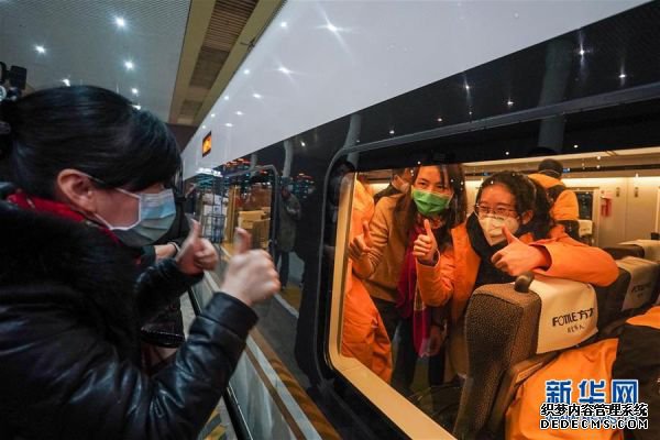 （新华全媒头条·图文互动）（7）万众一心迎挑战 众志成城战疫情——全国总动员打响疫情防控阻击战纪实