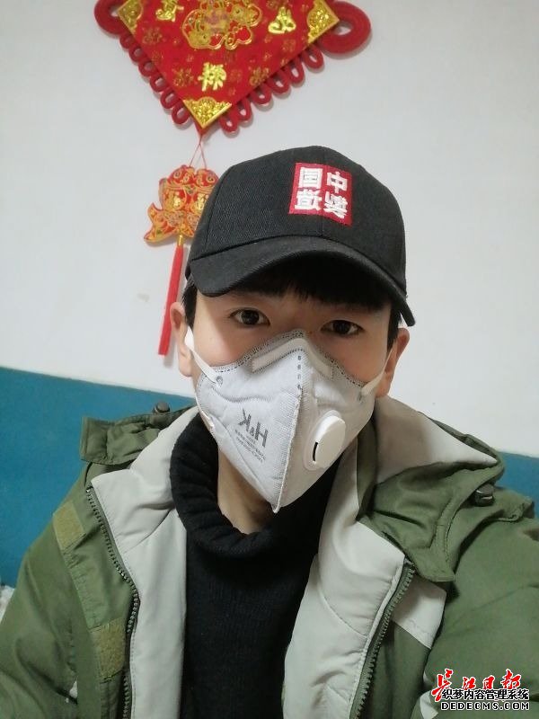 从武汉返乡的大学生自觉“居家隔离”