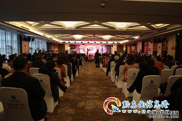 正舵者科技凯里分公司又一次年会发出号令“赢战2020！”