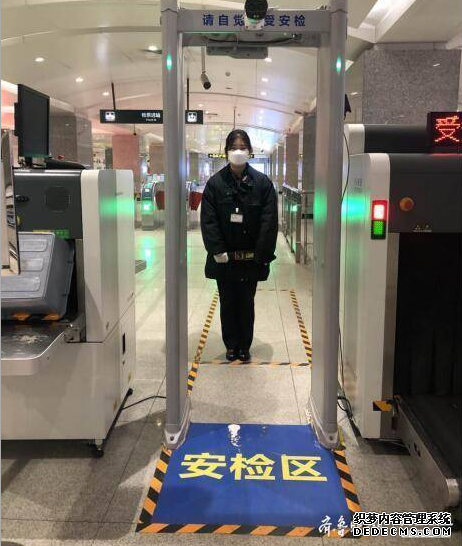 坐地铁不测温了？不！车站启用高科技红外测温装备