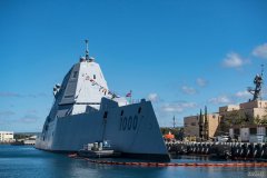 美国海军目前一共订购了3艘DDG1000型驱逐