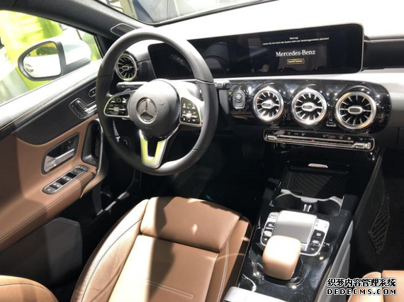 2019法兰克福车展：奔驰A 250 e亮相