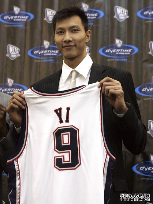 易建联在NBA投中了75个三分球，大郅70个，那姚明和林书豪呢？
