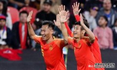 为何中国国足近两场比赛表现如此出色，