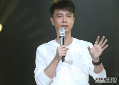 明星怒斥国内综艺：凭啥让没实力的人评