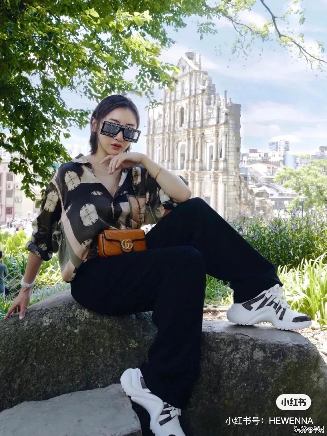 何雯娜的“卑微”，是婚后女性的修罗场？