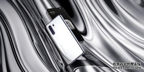 众多明星倾力推荐，vivo X30系列aw联名限定版受时尚圈热捧