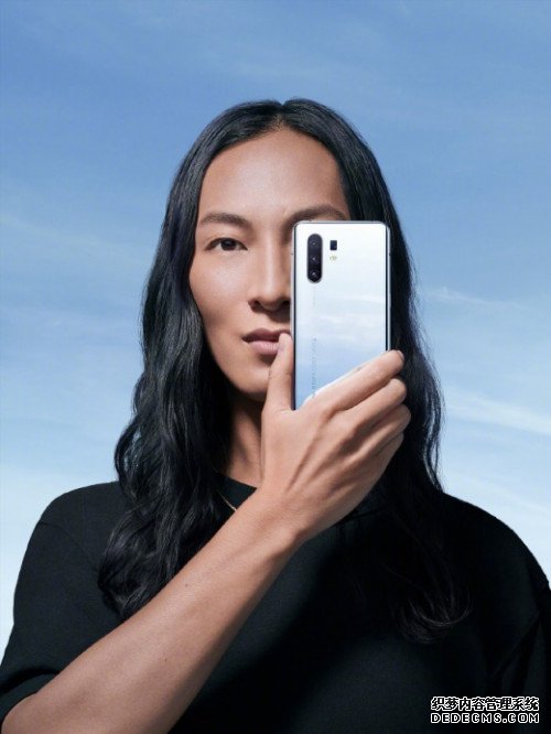 众多明星倾力推荐，vivo X30系列aw联名限定版受时尚圈热捧