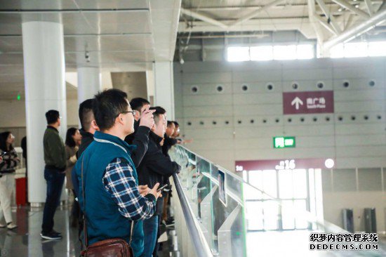 2019深圳市家具行业协会会员大会隆重举行