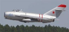 咱們的航空兵部隊當年用機載截擊雷達發
