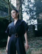 宋佳、戚薇桂林拍写真，硬生生把广西拍