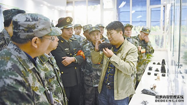解困， 從思想除“�”開始
