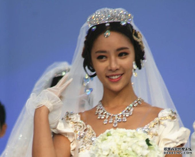 豪门梦碎！35岁韩剧女王黄正音申请离婚，结束与富商4年婚姻