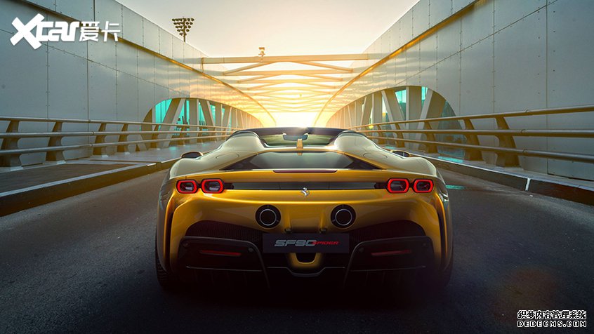 法拉利SF90 Spider
