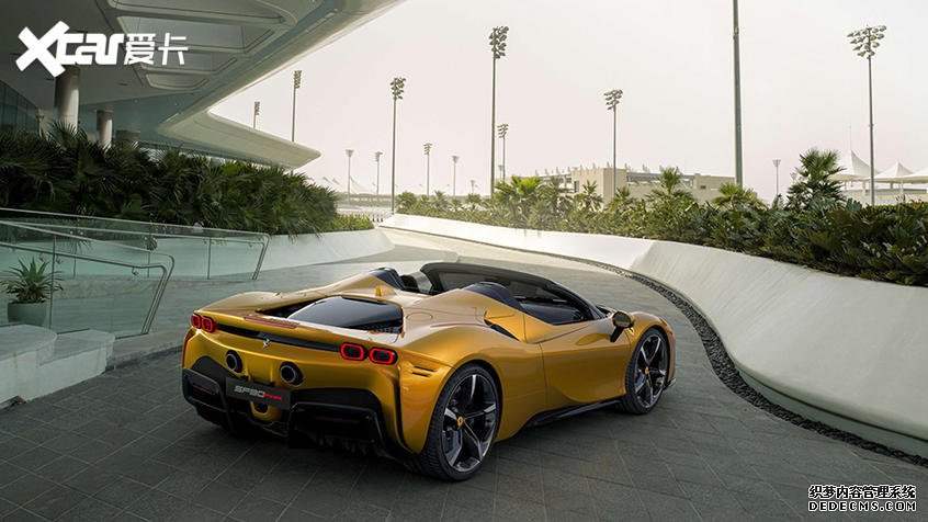 法拉利SF90 Spider