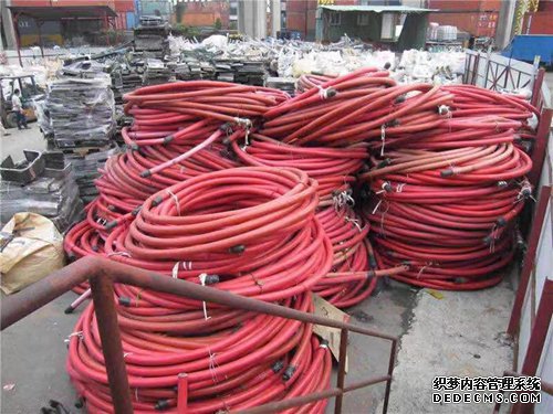 园洲报废汽车拆解的各种做法