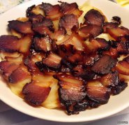 女性不想老太快，三种美食离不开，排毒