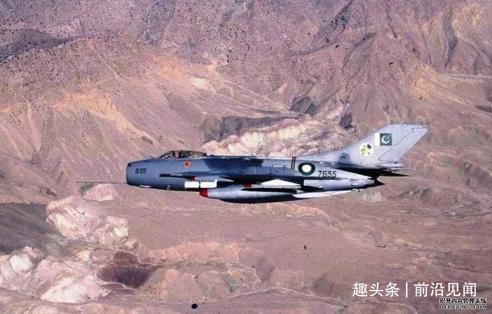 生产五千架，击落敌机数十架，自己毫发无损，六爷是怎样炼成的？