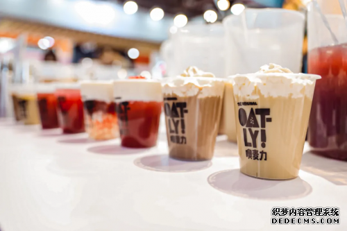 植物蛋白饮领导者OATLY，燕麦奶的“野心”不止于咖啡店