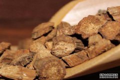晨起常喝3水，少吃1物，祛湿助养生