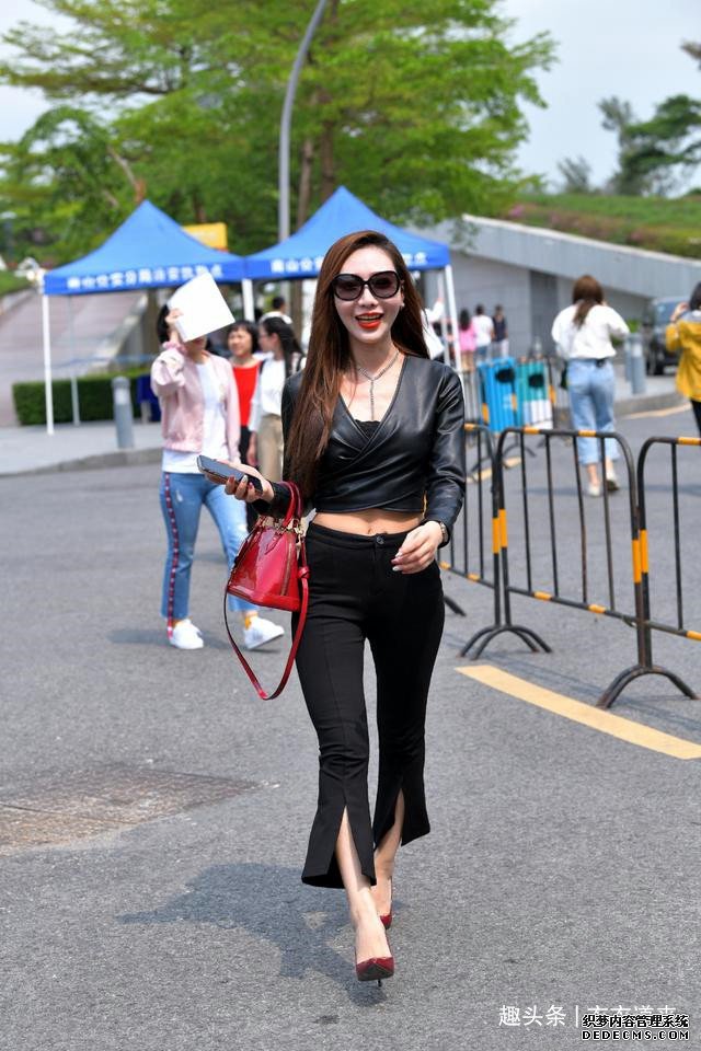 {7C7BB407-D75D-40E2-9A61-1315BA1F82B6}.jpg