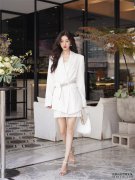 夏天的“白”有多时髦？越有品味的女人