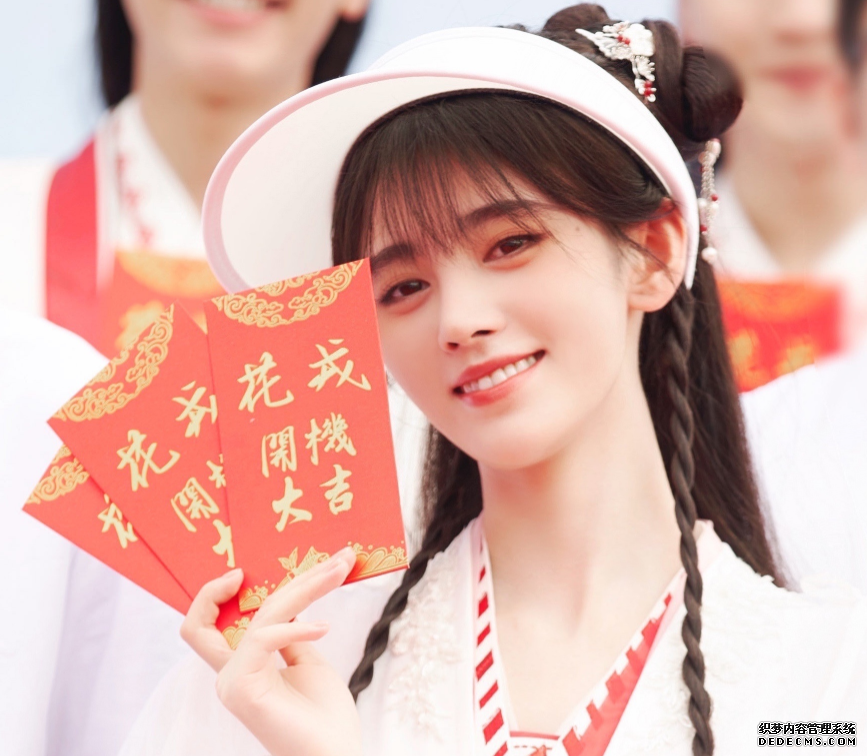 鞠婧祎又一部新剧来袭！古装造型灵气十足，怼脸拍美到心窝里了
