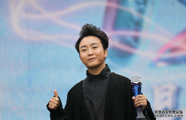 æä¹ä¸ç»å© 41å²æçåçååºæ¾é«æå, æ··è¡å¥³å¿ äºå®æ¢é