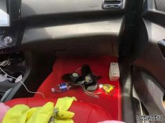 前一天刚满实习期，开车上高速就撞烂车