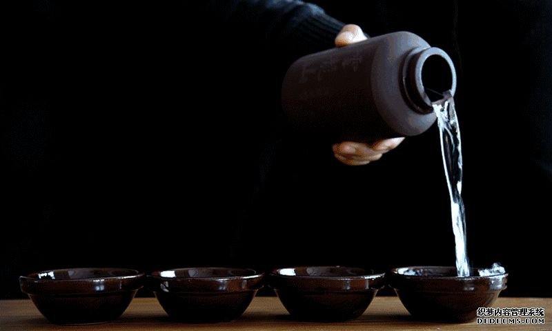 咖啡是更年期的“发物”吗?女性进入更年期,这几