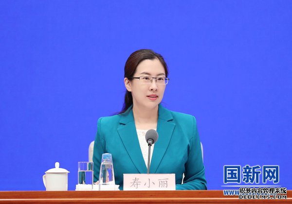 国务院新闻办就推进健康扶贫和医保扶贫、确保