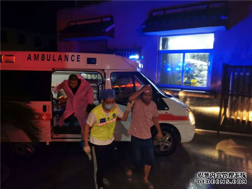 虽然台风在此登陆，普陀山唯一的医院仍坚持正