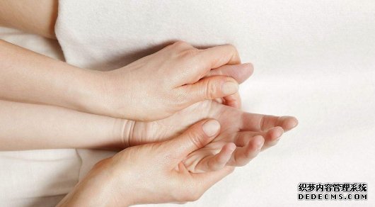 经常精神兴奋、手脚抽筋？很可能是机体缺镁了，教你从食物中补充