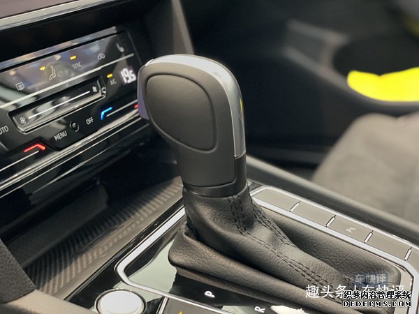 20多万其实可以买进口帕萨特，不仅配置高品质好，关键更实用